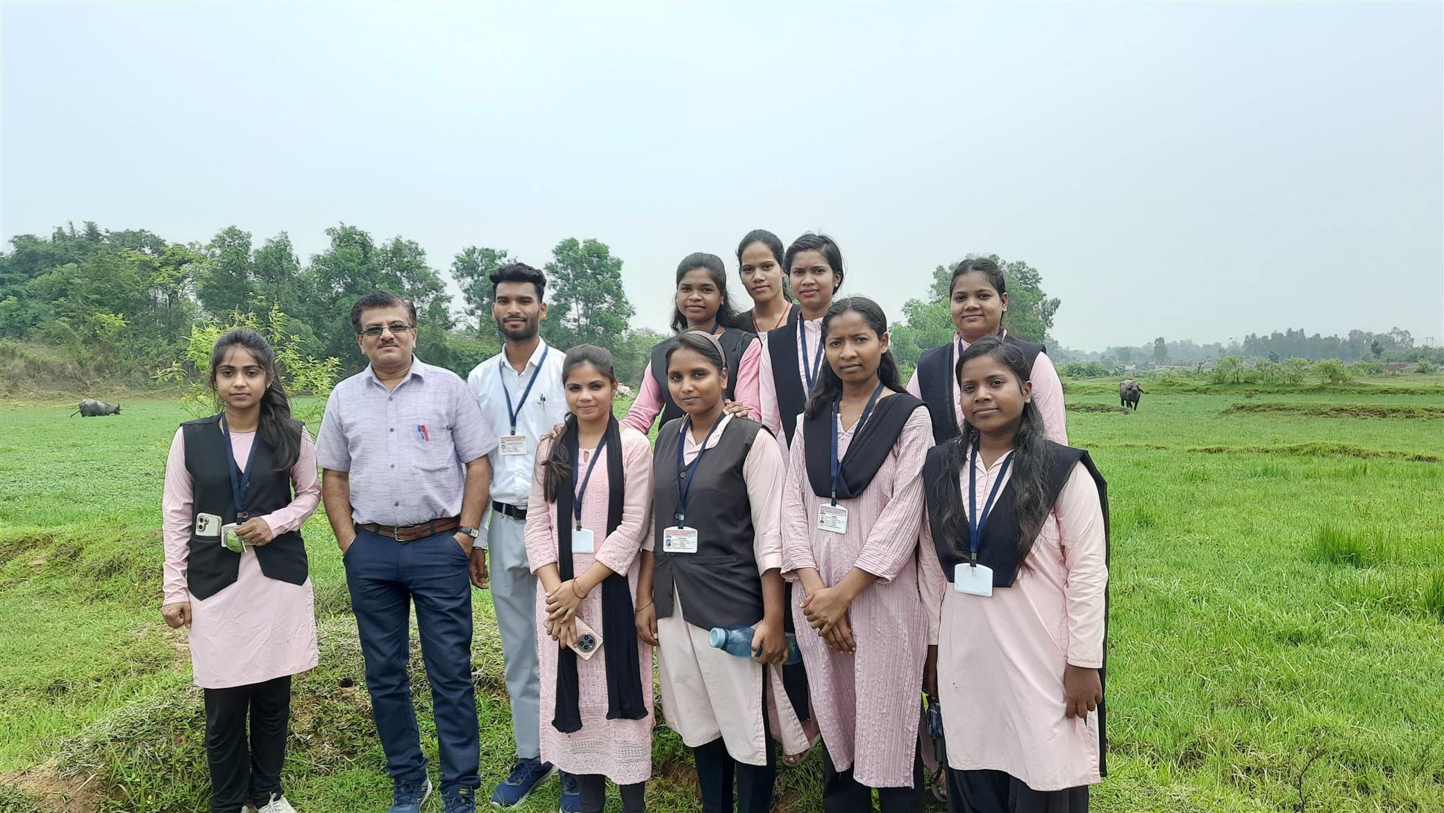 वनस्पतिशास्त्र विषय के विद्यार्थियों ने किया है वेटलैंड का अध्ययन