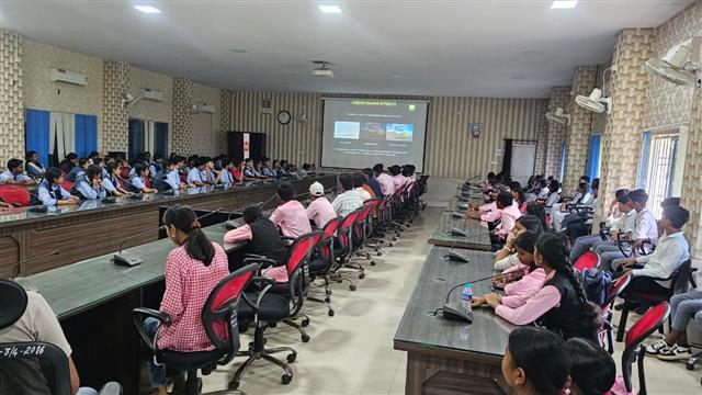 फोटोग्राफी की कला पर दो दिवसीय कार्यशाला